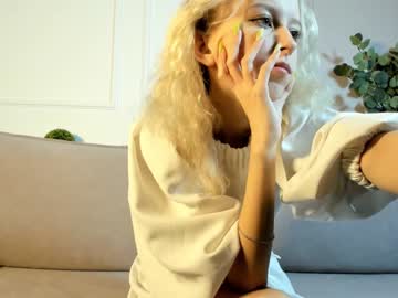 latina cam couple blonde_lotos image #3925535