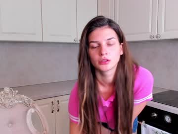 latina cam girl elaanna image #297498