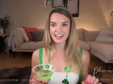 latina cam girl phoenix_taylor image #4379903