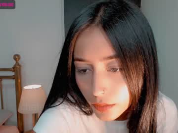 latina cam girl gummy_bear7 image #1687551
