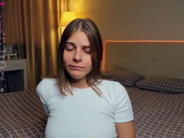 latina cam girl erline_may image #4528977