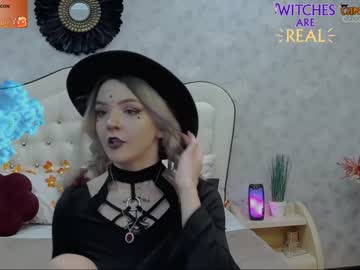 latina cam girl ginger_pie image #1989576