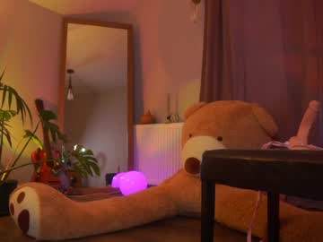 latina cam girl juicyandthepussyblvd image #2072306