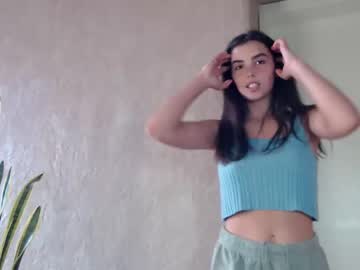 latina cam girl nika_la image #1776824