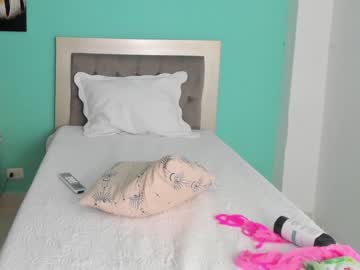 latina cam girl roberta_lipa image #2395616