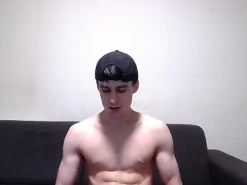 latina cam man skinnyguywithbigd image #4306900