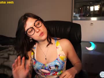 latina cam girl emmachoice image #2466336