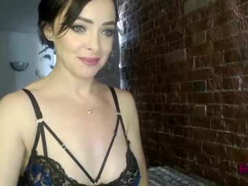 latina cam girl british_brin image #365540