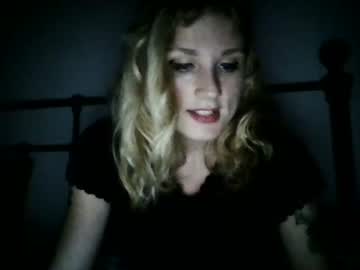 latina cam girl kyliemetalgirl2002 image #105721