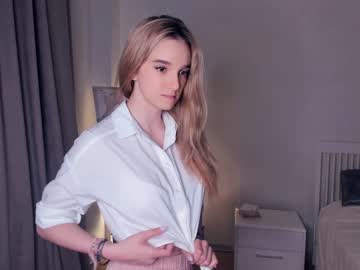 latina cam girl love_lovess image #3266138