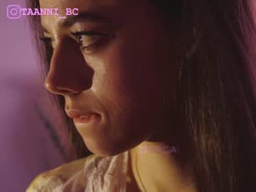 latina cam girl taanni_bc image #3896947