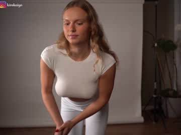 latina cam girl chillwithkira image #3701713