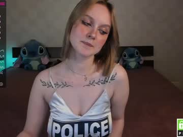 latina cam girl lovely_kisses image #1560506