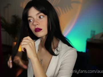 latina cam girl auddicted image #153350