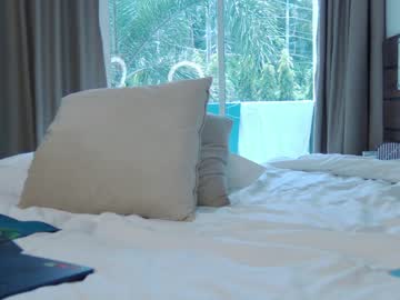 latina cam girl coverm image #2100904