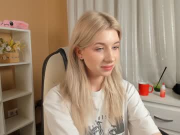 latina cam girl oliangeel image #2913259