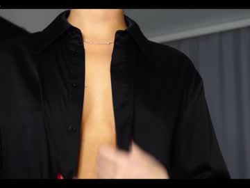 latina cam girl emilybatee image #3941289