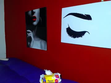 latina cam couple lil_foxie image #1249544