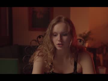 latina cam girl chillwithkira image #908173