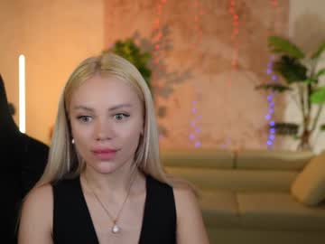 latina cam couple kira0541 image #4608104
