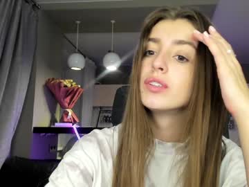 latina cam girl coy_amina_ image #2204002