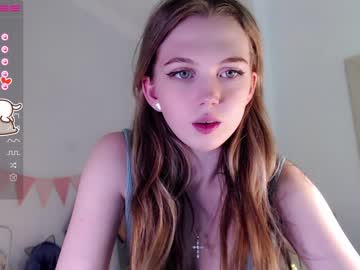 latina cam girl small_blondee image #2118418