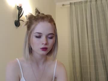 latina cam girl yvaine777 image #582530