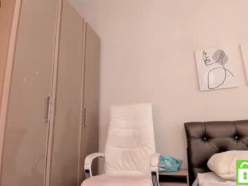 latina cam girl tin_zhi image #2649177