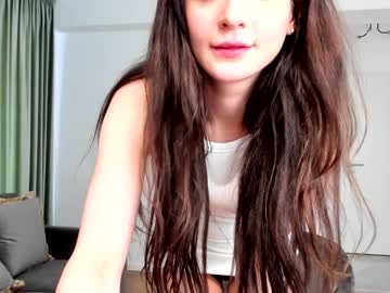 latina cam girl elaanna image #4306954