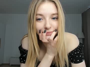 latina cam girl olli_ver image #2149320