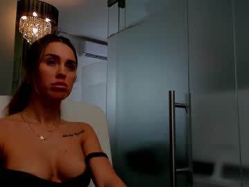 latina cam girl anyarayne image #4084178
