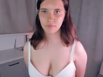 chelseabrindle latina cam