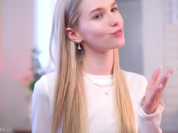 brave_journey latina cam