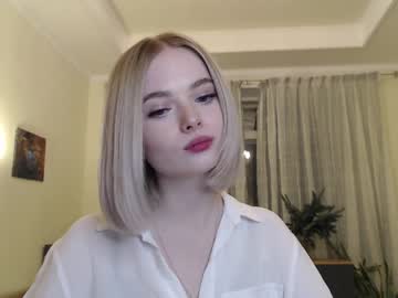 latina cam girl yvaine777 image #563230