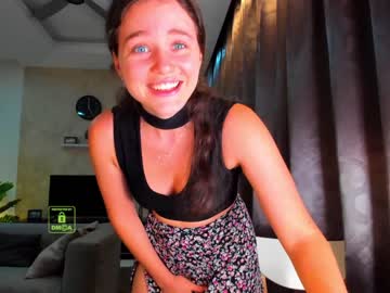 latina cam girl demurelixir image #2790214