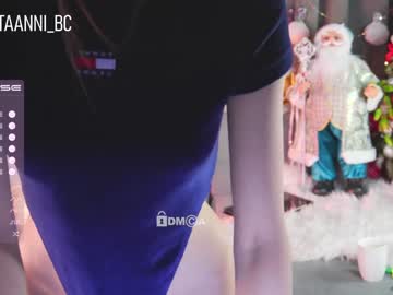 latina cam girl taanni_bc image #2335636