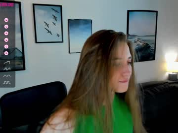 latina cam girl maliatale image #2727978