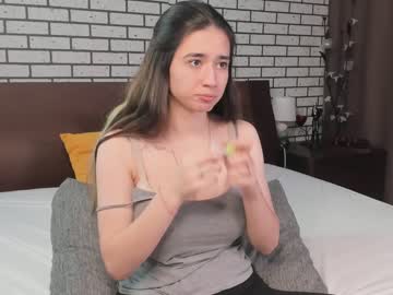 latina cam girl marielevis image #3796617
