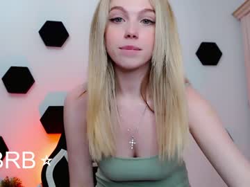 latina cam girl small_blondee image #2997848