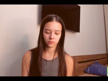 latina cam girl amandamedrano image #2417355