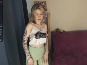 latina cam girl cutie_moon image #1153482