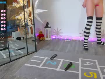 latina cam girl careful_i_bite image #2179323