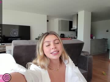 latina cam girl aliciawonder_ image #691533