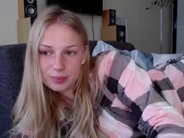 latina cam girl magic_couple13 image #1762892
