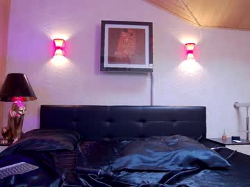 latina cam girl immature_babyy image #967577