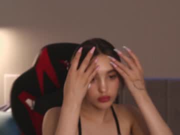 latina cam girl angella_kleee image #3182943