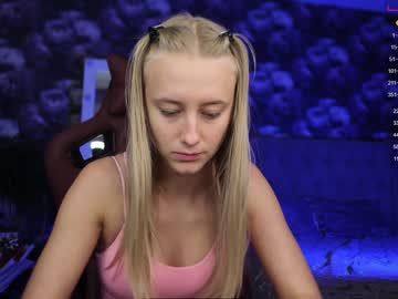 latina cam girl angeellina image #2340889
