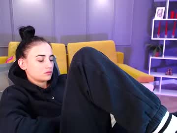 shiny_sonya latina cam