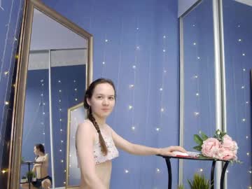 latina cam girl kriskras__ image #2893464