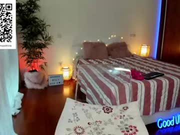 latina cam girl angel_danm_milf image #1662036